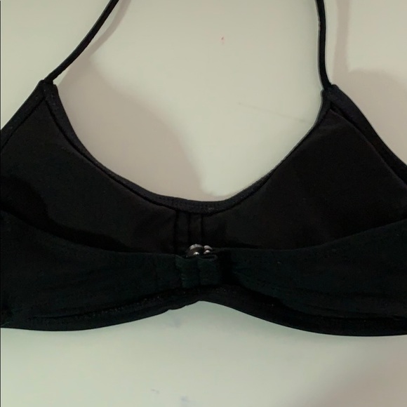 Black Scoop bikini top - Picture 2 of 3